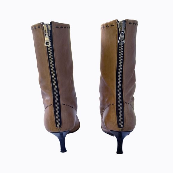 Vintage Prada Stivali Camel Leather Boot 7.5/38 Italian Kitten Heel Back Zip Y2K - Picture 5 of 14